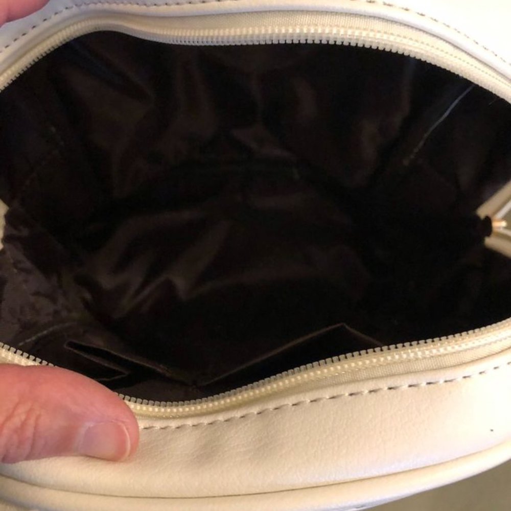 NWOT Mini Backpack Pom Cute Small Backpack Purse Vegan Leather White Cream Bag - Picture 6 of 16